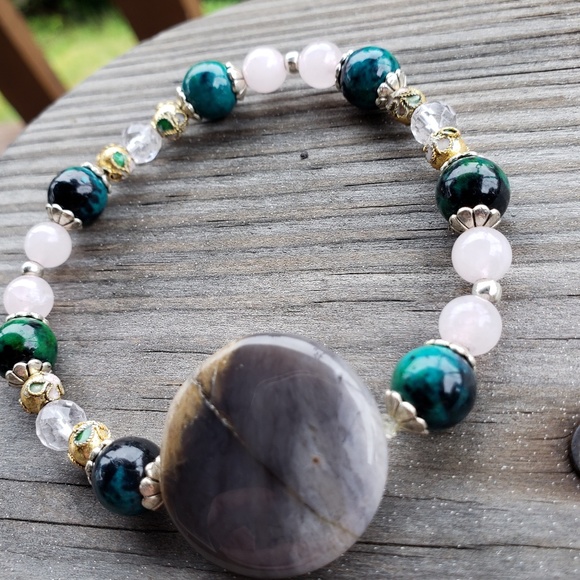 Handmade agate and rose quartz stretch bracelet - Picture 6 of 6